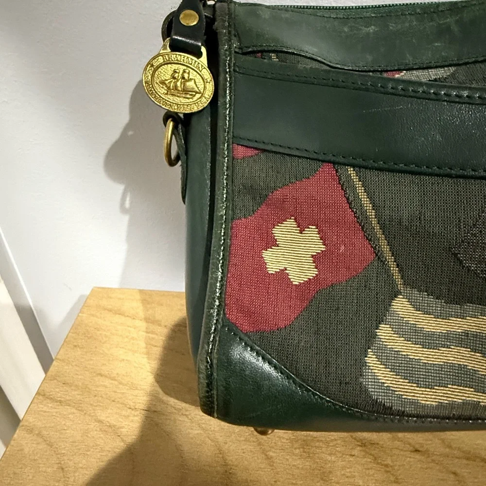 Vintage Brahmin Tapestry Bag Purse Clutch No Crossbody Strap Green Flags S‎